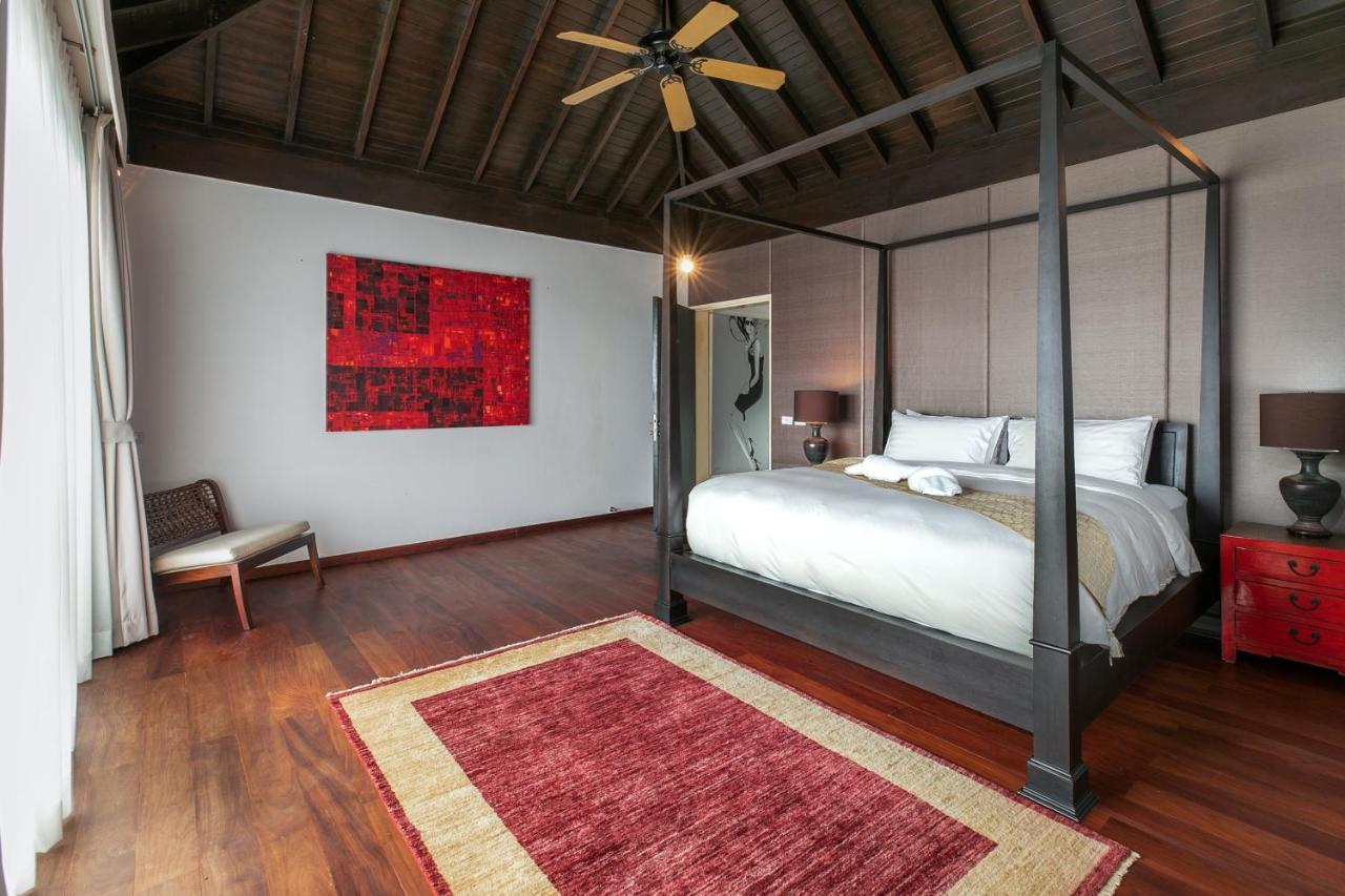 Surin Heights Villa Bagian luar foto